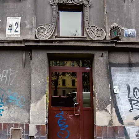 Slowackiego Apartment *