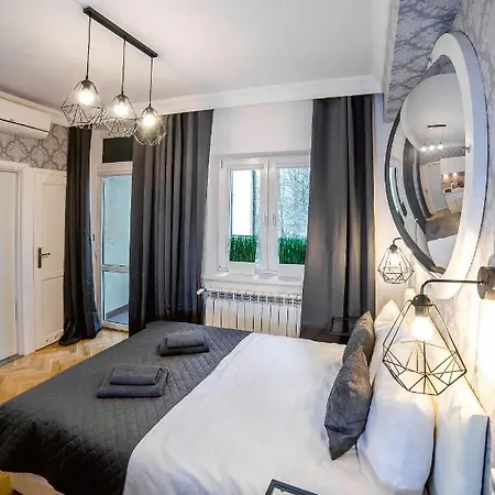 Slowackiego Apartman *